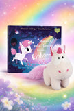 Kinderbuch ›Nur noch zehn Minuten, kleines Einhorn‹ von Rhiannon Fielding mit Einhorn-Kuscheltier als Geschenk-Bundle vor märchenhaftem Einhorn-Hintergrund