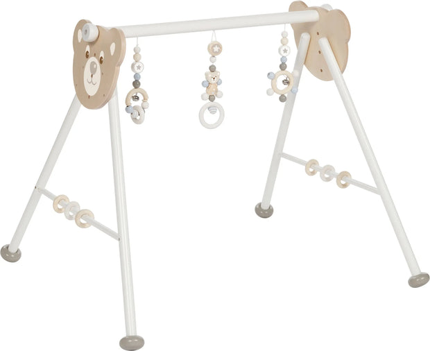 Baby Fit Bar Spieltrapez aus Holz mit Anhängern und Spielzeug für Babys