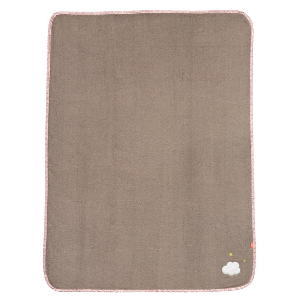 Fehn Kinderdecke 100x75 cm mit Greifling – weiche Babydecke in Braun
