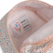 Innenansicht des Interbaby Kindergartenrucksacks Blumen Rosa mit Namensschild und großem Hauptfach