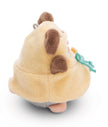 Seitliche Ansicht des NICI mymochi Hamsters Shai im flauschigen gelben Hundekostüm mit braunen Ohren.