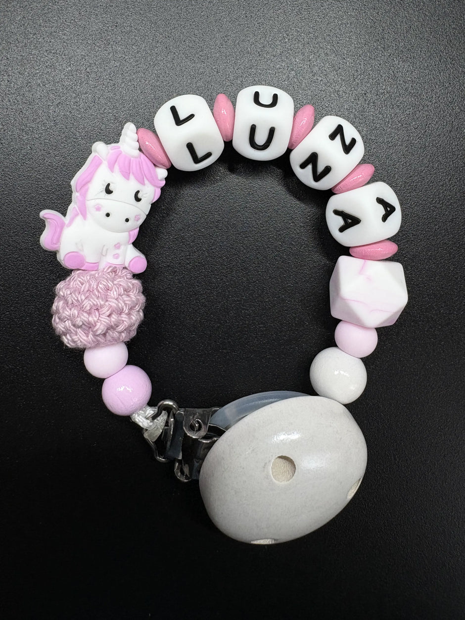 Personalisierte Einhorn Schnullerkette mit dem Namen Luna in Rosa, Weiß und Silikonring