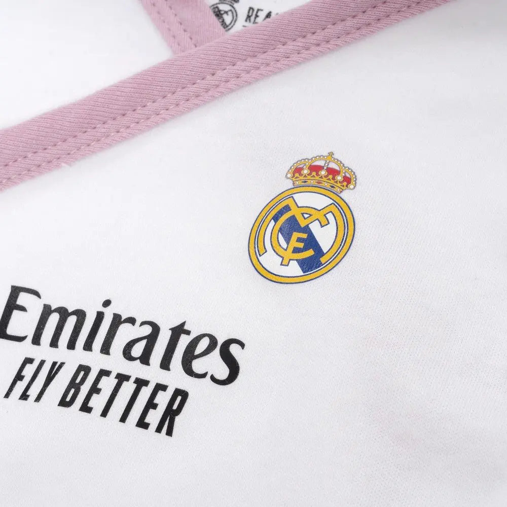 Baby Wickelshirt Real Madrid Detail Logo und Schriftzug Emirates rosa weiß Baumwolle weich für Neugeborene