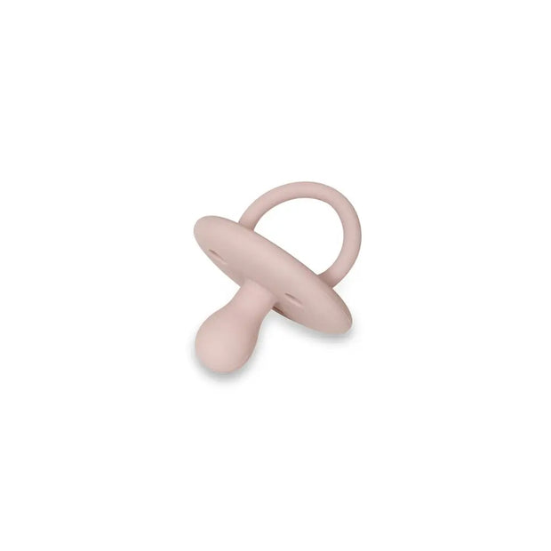 Freigestellter altrosa Silikon Schnuller von Interbaby mit rundem Saugteil – aus 100 % lebensmittelechtem Silikon, BPA-frei und für Babys ab 0 Monaten geeignet.