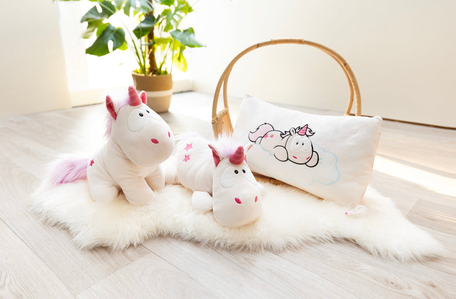 Sitzendes Kuscheltier Einhorn Theodor soft - Babylions